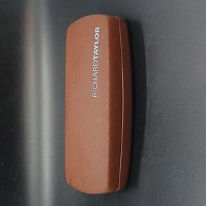 RICHARD TAYLOR Sunglass/Glass Case Brown and Tan 6.5 Inches by 1 Inch